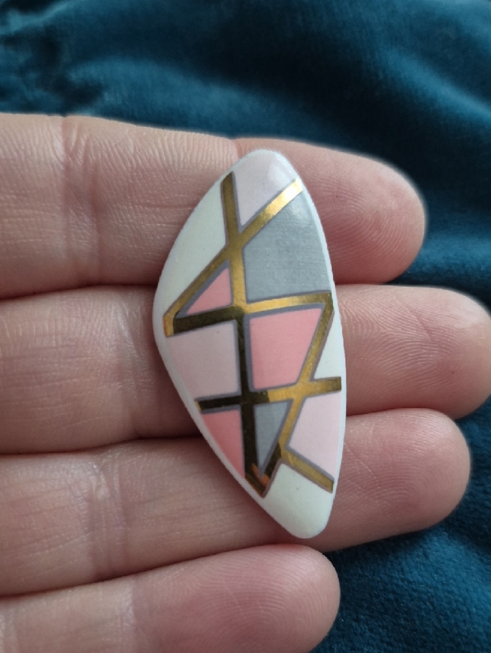 Totally Vintage 80s Geometric Pink Gray White Enamel Earrings with Gold Accents - Picture 5 of 5